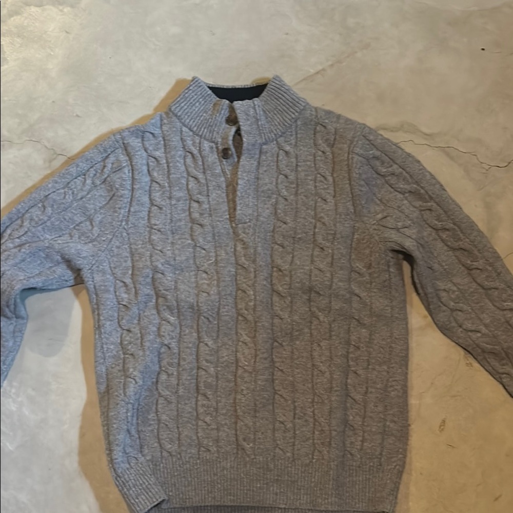 Men's Gray Cable Knit Sweater
